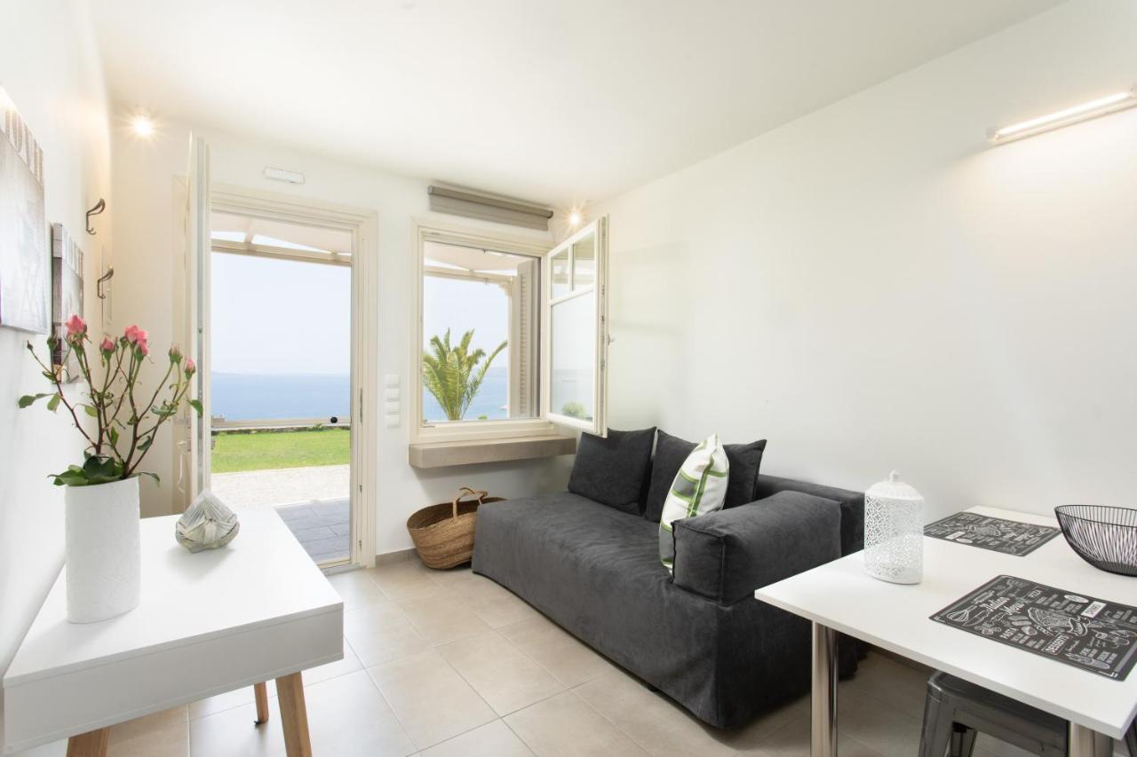 Villa Itis - Elegant Ground Floor Suite With Terrace & Great View Neápolis Εξωτερικό φωτογραφία